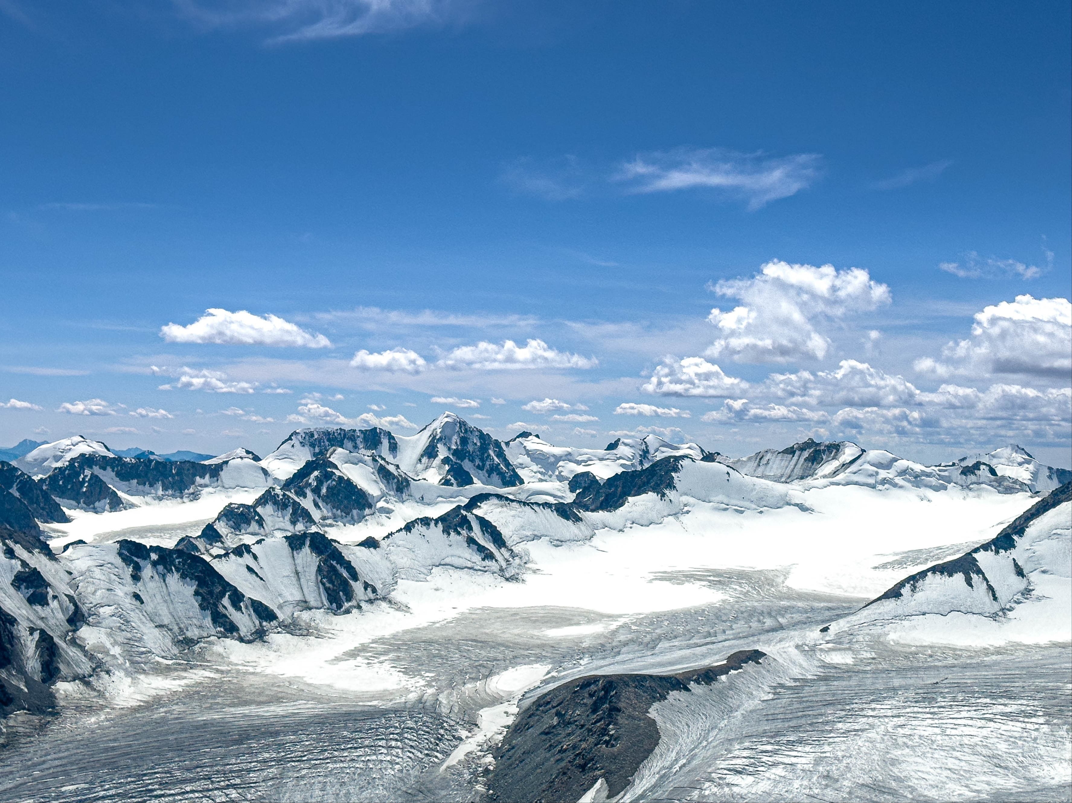 Altai 5 Bogd and Malchin peak